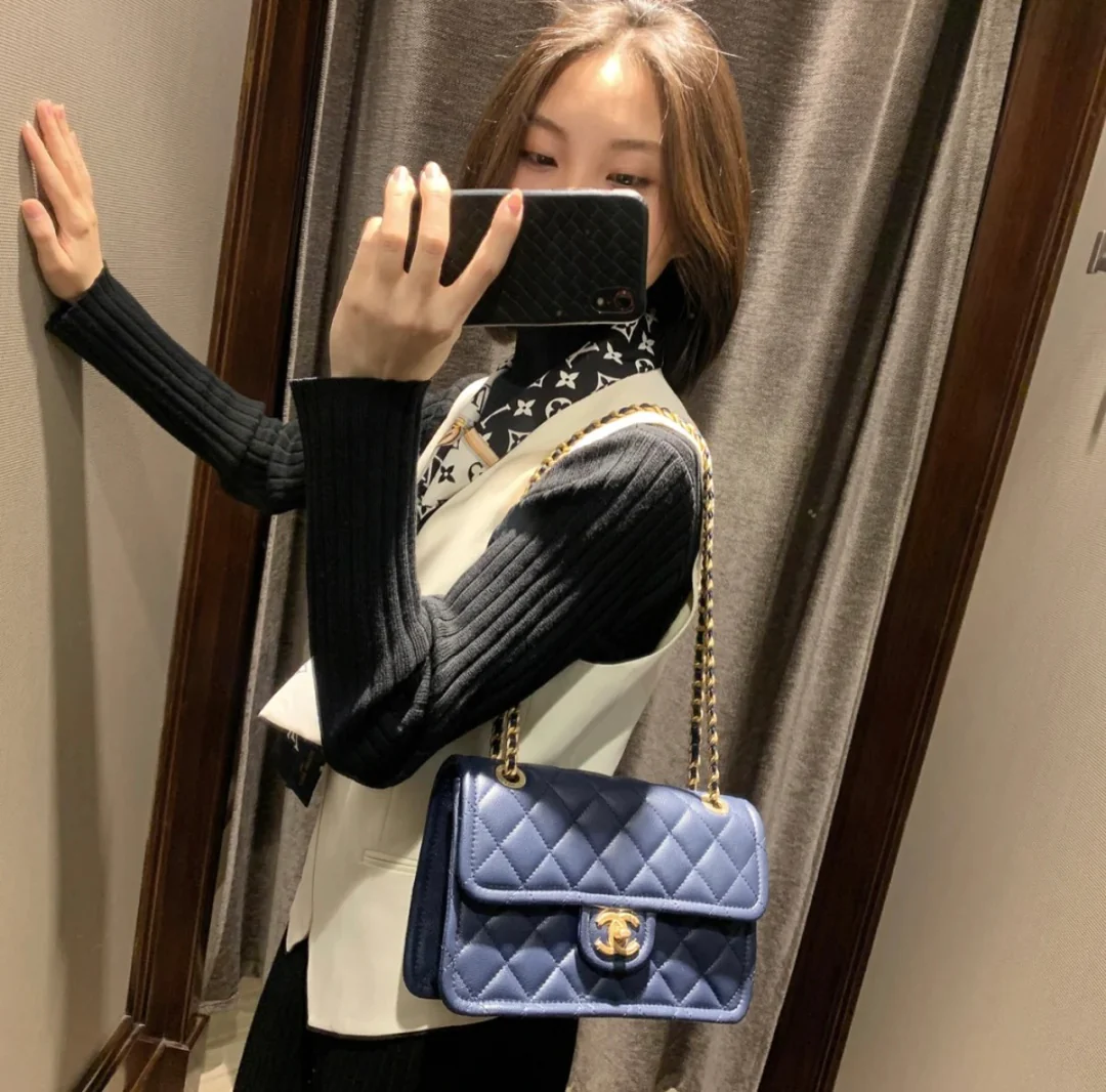 Булочка из тофу от Шанель