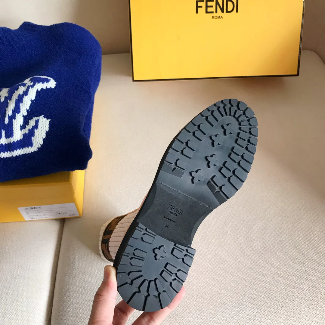 Ботинки-носки Fendi до середины икры - розовые