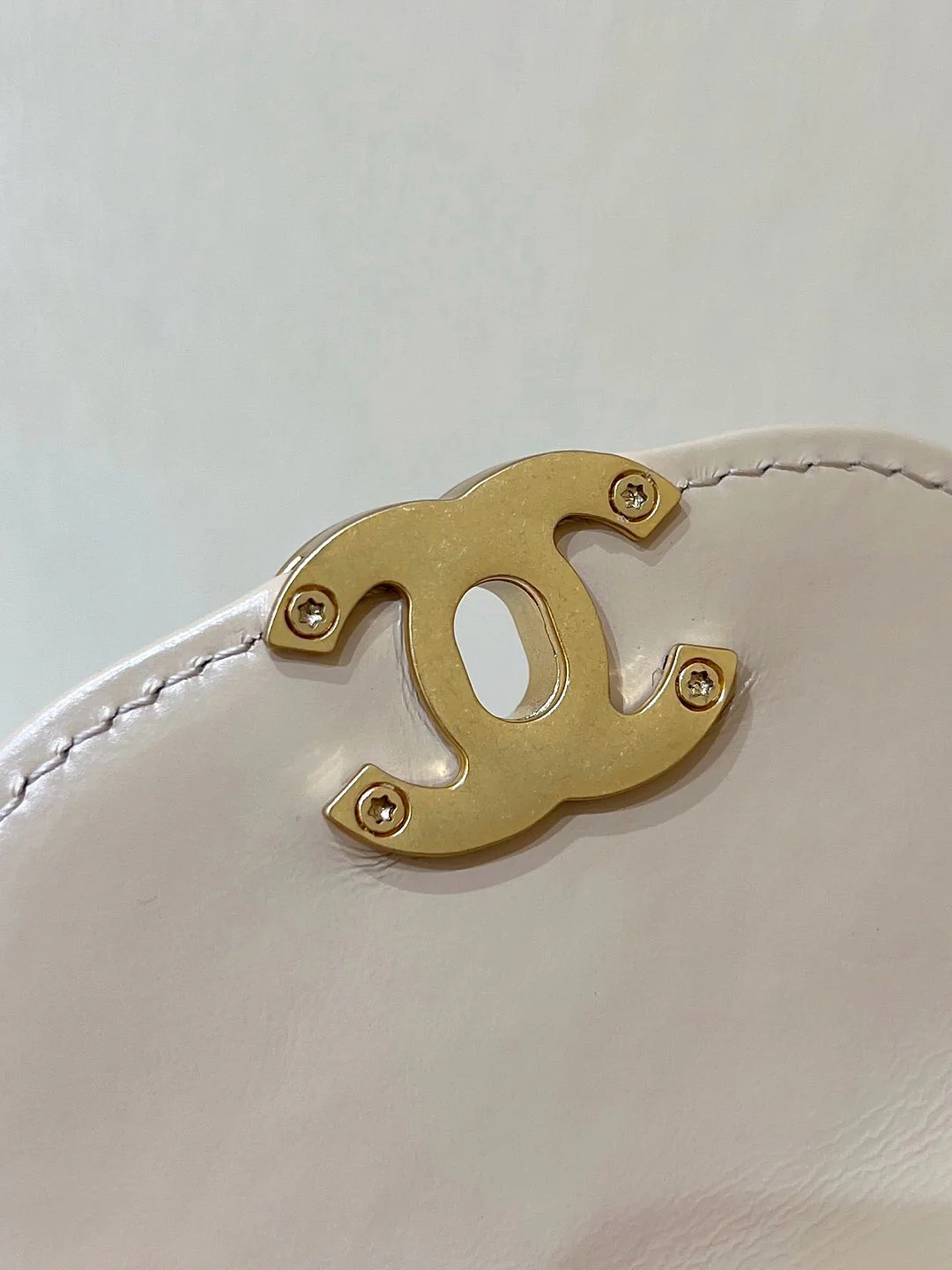 Chanel 25c Kelly - Абрикосовый