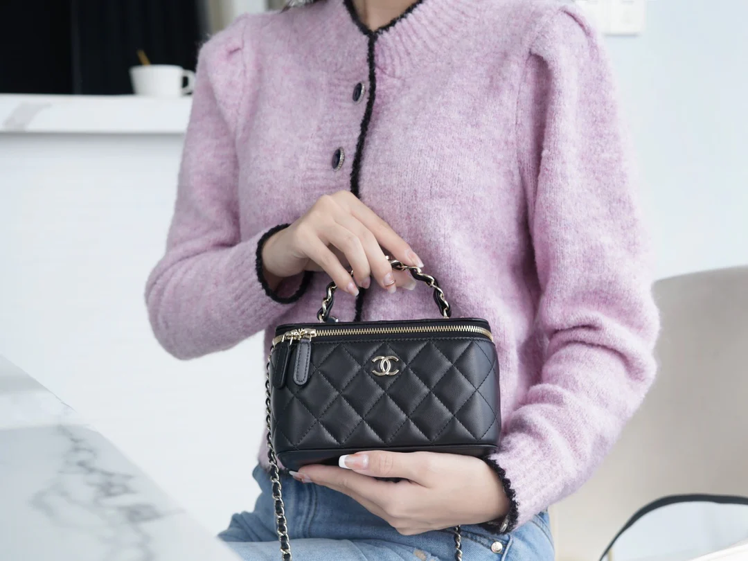 Chanel - Длинная сумка-коробка - Черная