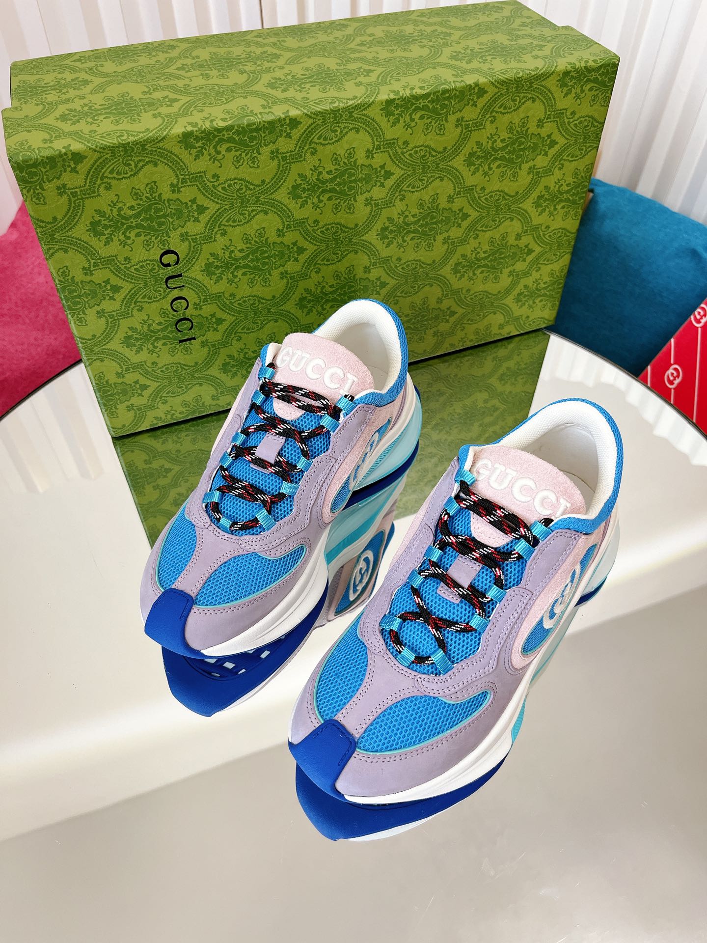 Новинка Gucci 2023 года - Серия Run - Кроссовки - Синие - Унисекс