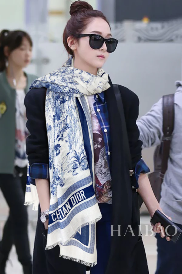 Шарф Dior ?Тропический лес? — 110-200 см — 100% кашемир — синий — 1 шт.