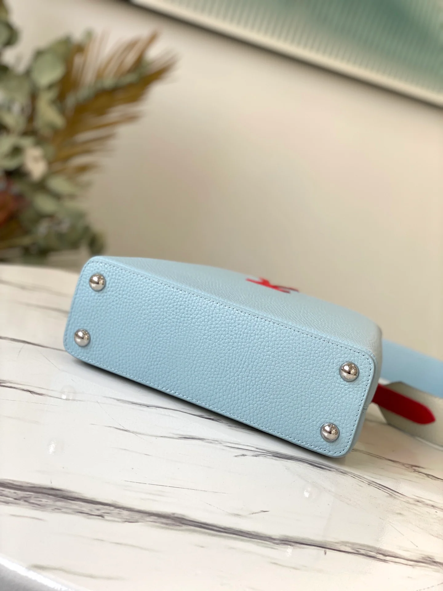 lv-m57519-capucines-small handbag