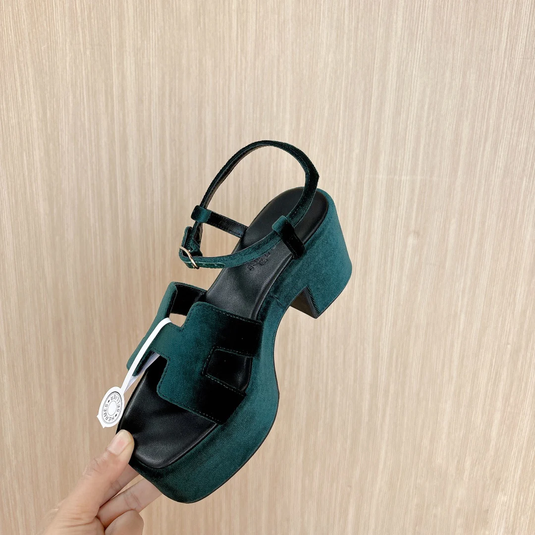 Босоножки на платформе Hermes 2024 на высоком каблуке - зеленые