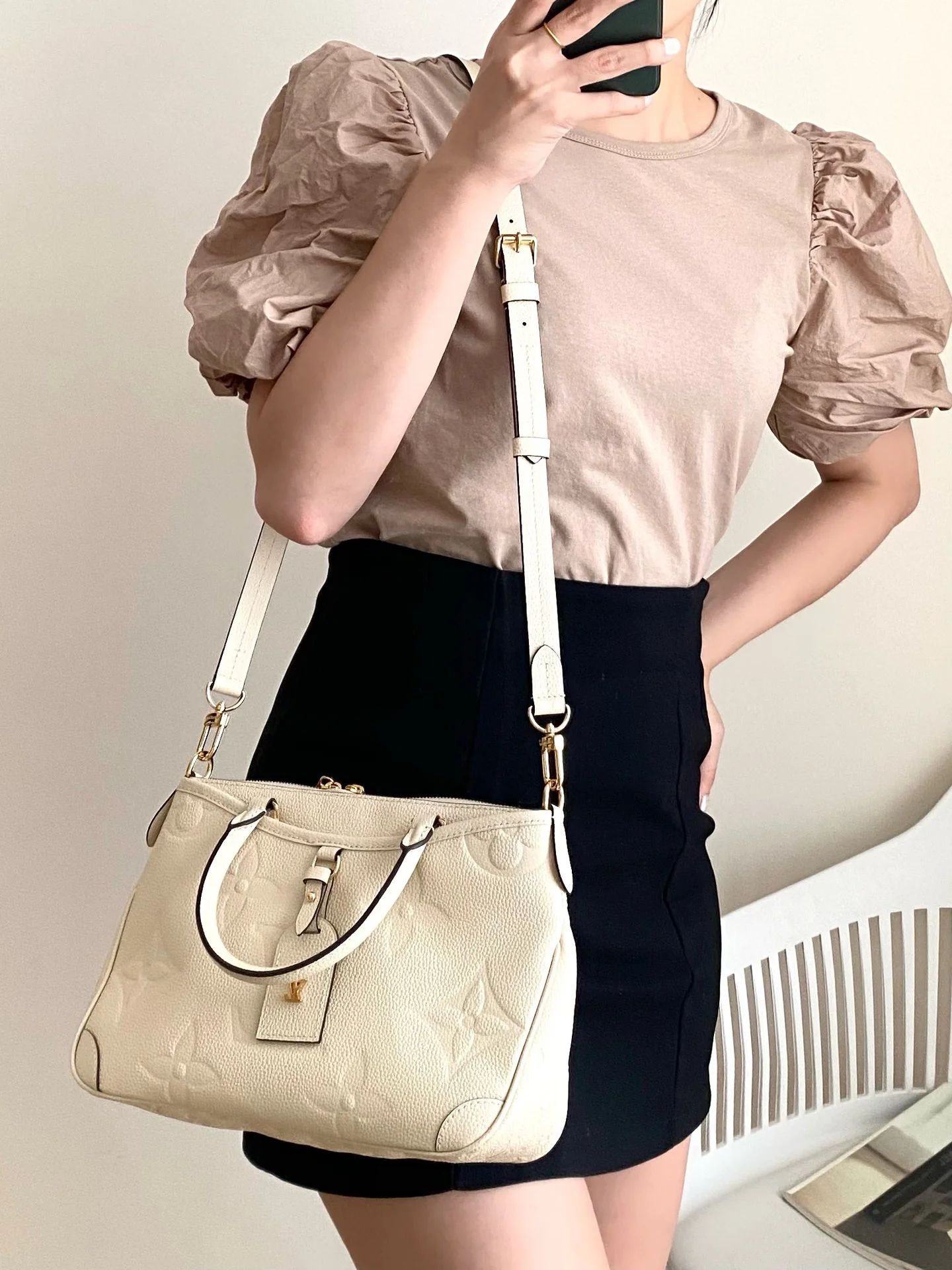 m46585-LV-Trianon сумка-Белая-Маленькая