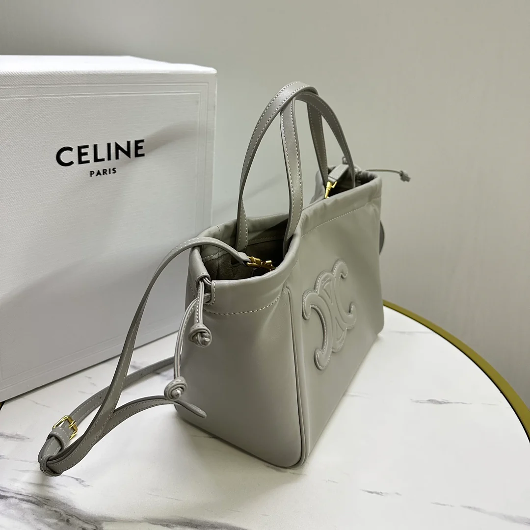 Сумка Celine Cabas Triomphe из гладкой кожи с завязками — серая — маленькая
