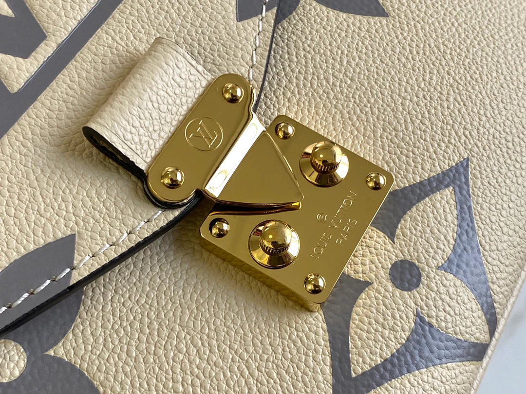 lv-m45384-cream white Pochette-metis-handbag