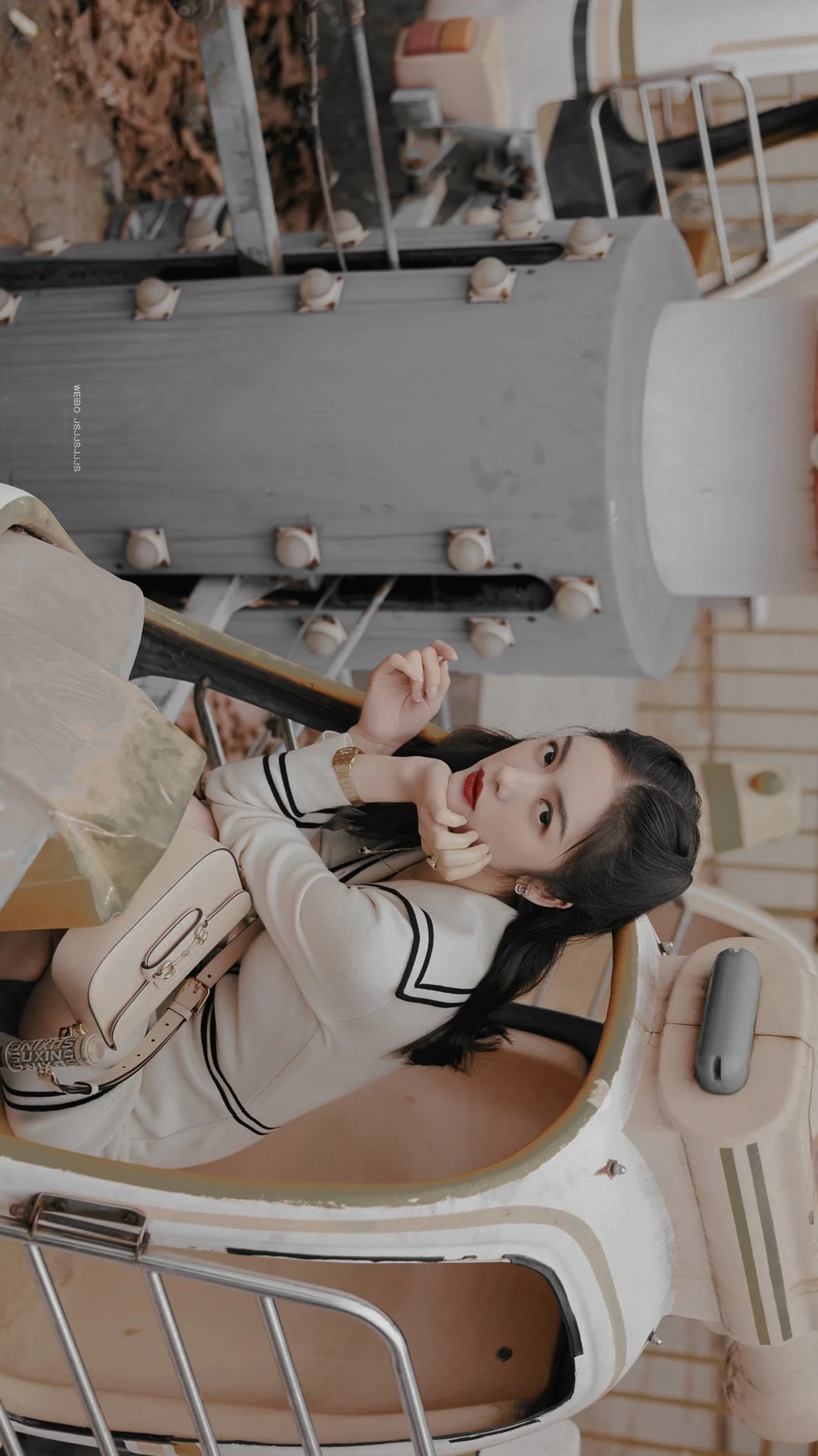 Сумка-седло Gucci 1955 из натуральной кожи с пряжкой в ??виде подковы