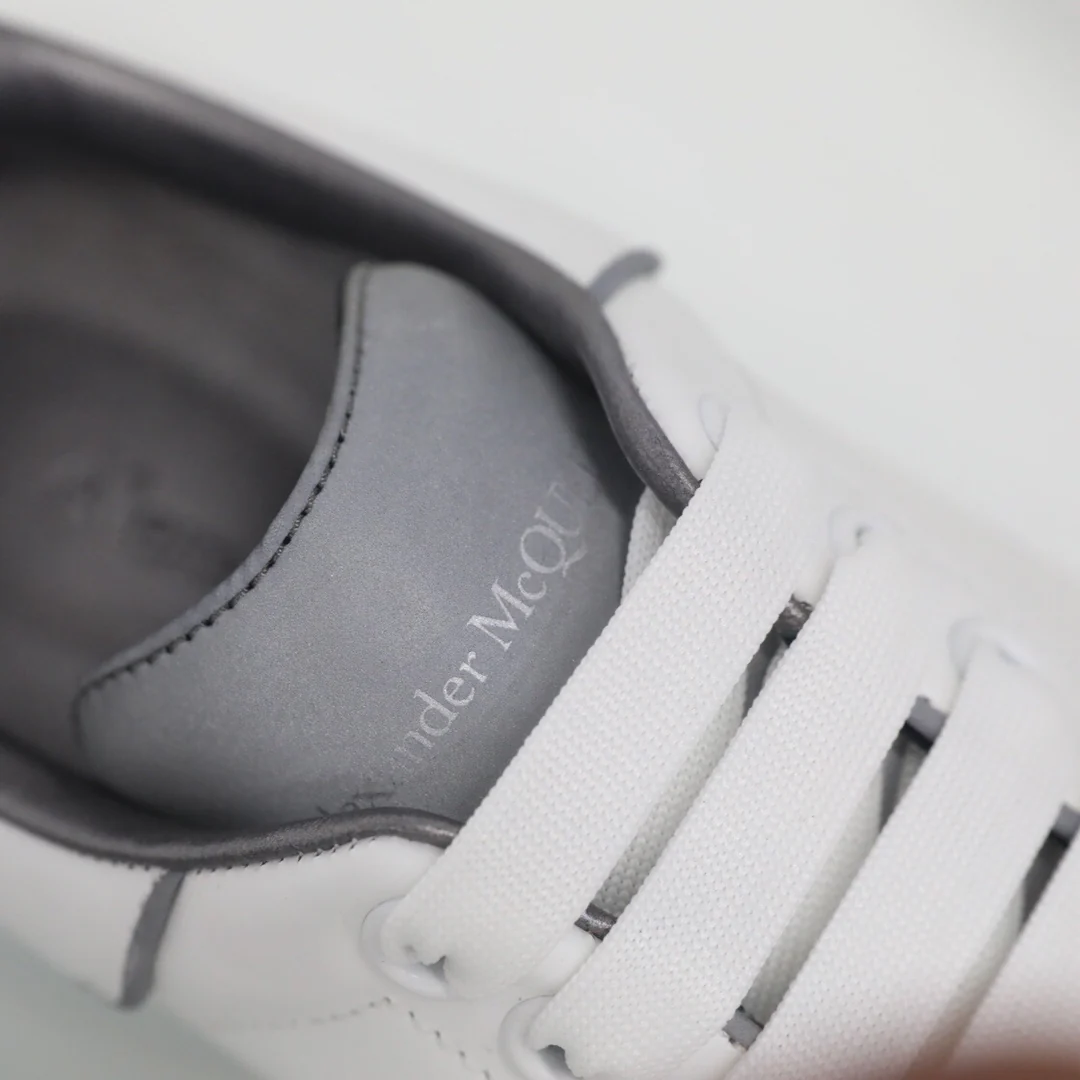 Классические белые кроссовки McQueen - серые - 1