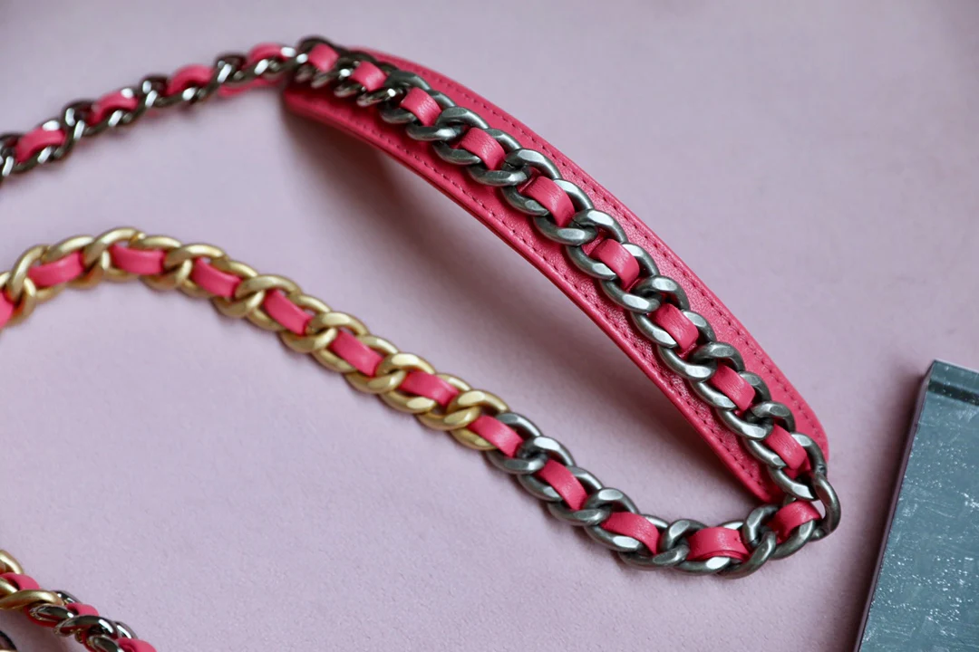 Chanel 19bag Small Lipstick Powder