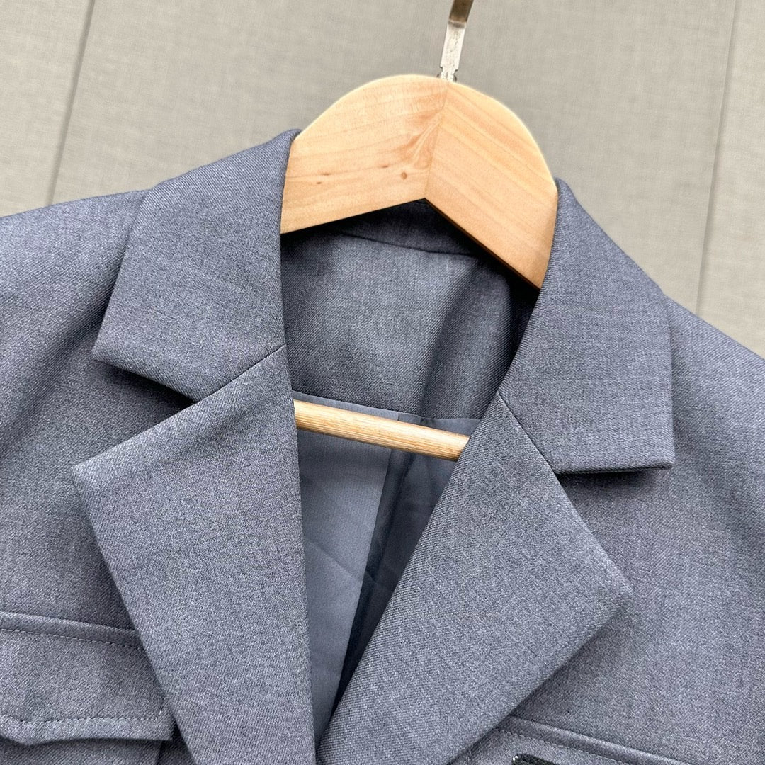 Miu Miu - 2404 - Минималистичный короткий купальник - Серый