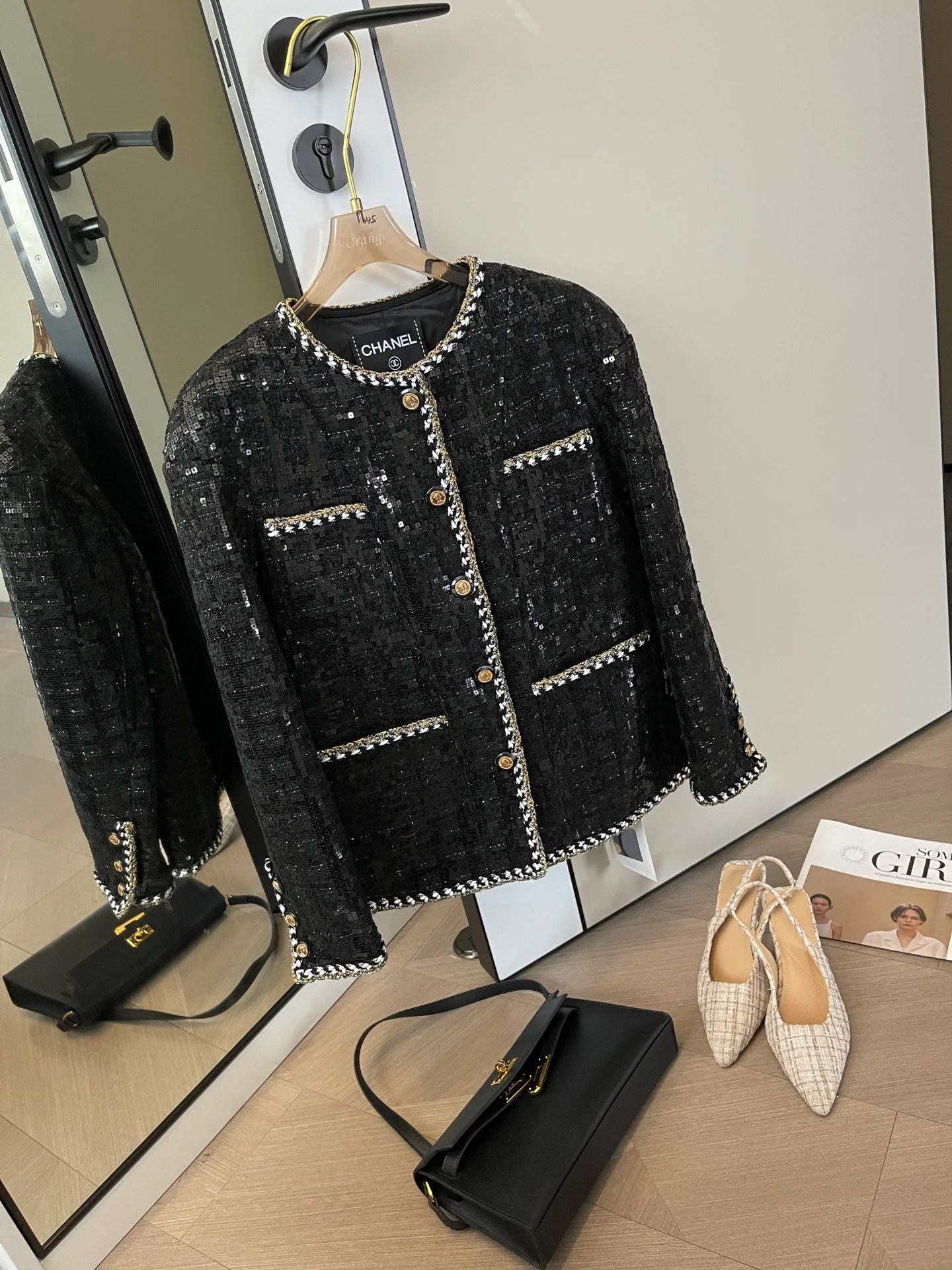 Chanel 2403 - Куртка, расшитая пайетками в стиле ?Полуночный свет?.