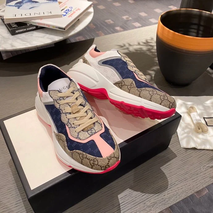 Массивные кроссовки Gucci — модель унисекс.