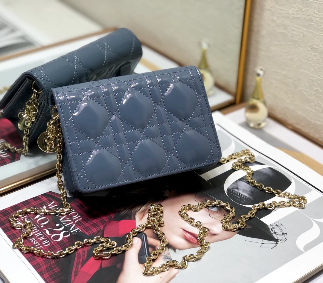 Dior Lady Dior Nano 链条卡包／腰包-深蓝