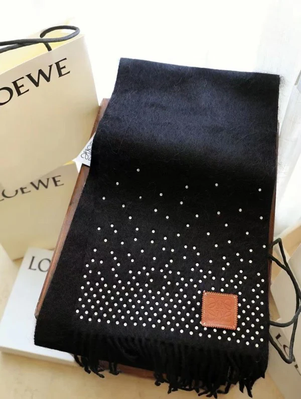 Lolwei - Длинный шарф с кожаной этикеткой и стразами - 180 см - 30 см - 90 см - Шерсть - 10 см - Кашемир