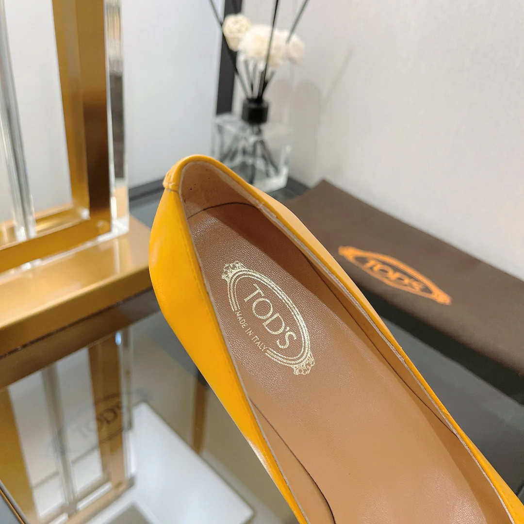 Туфли Tods в стиле ретро на низком каблуке