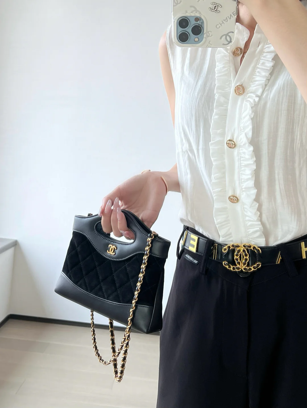 Сумка Chanel 25p nano31, замша, черная.