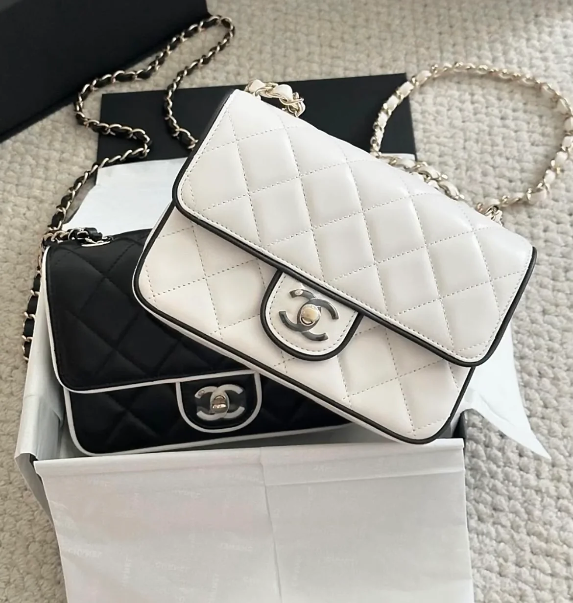 Chanel 25 пенсов - Panda Square Fat Man - White