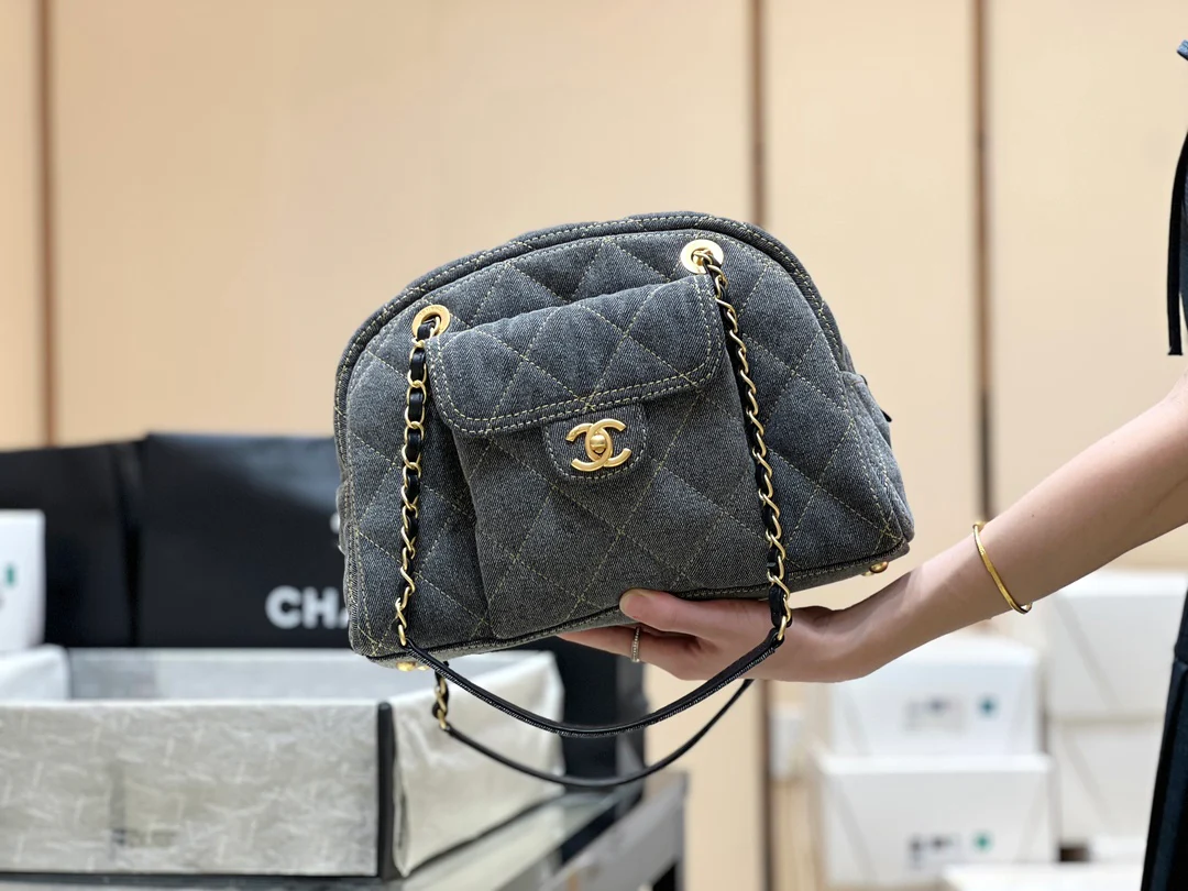 Сумка для боулинга Chanel 24a Cowboy