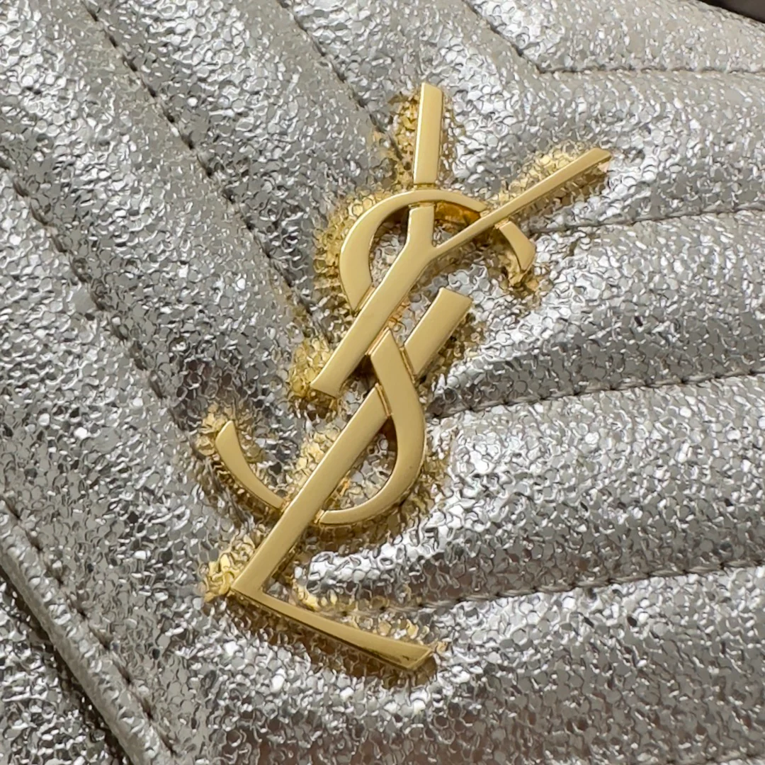 Монограмма YSL, икра, серебристая застежка, 19 см