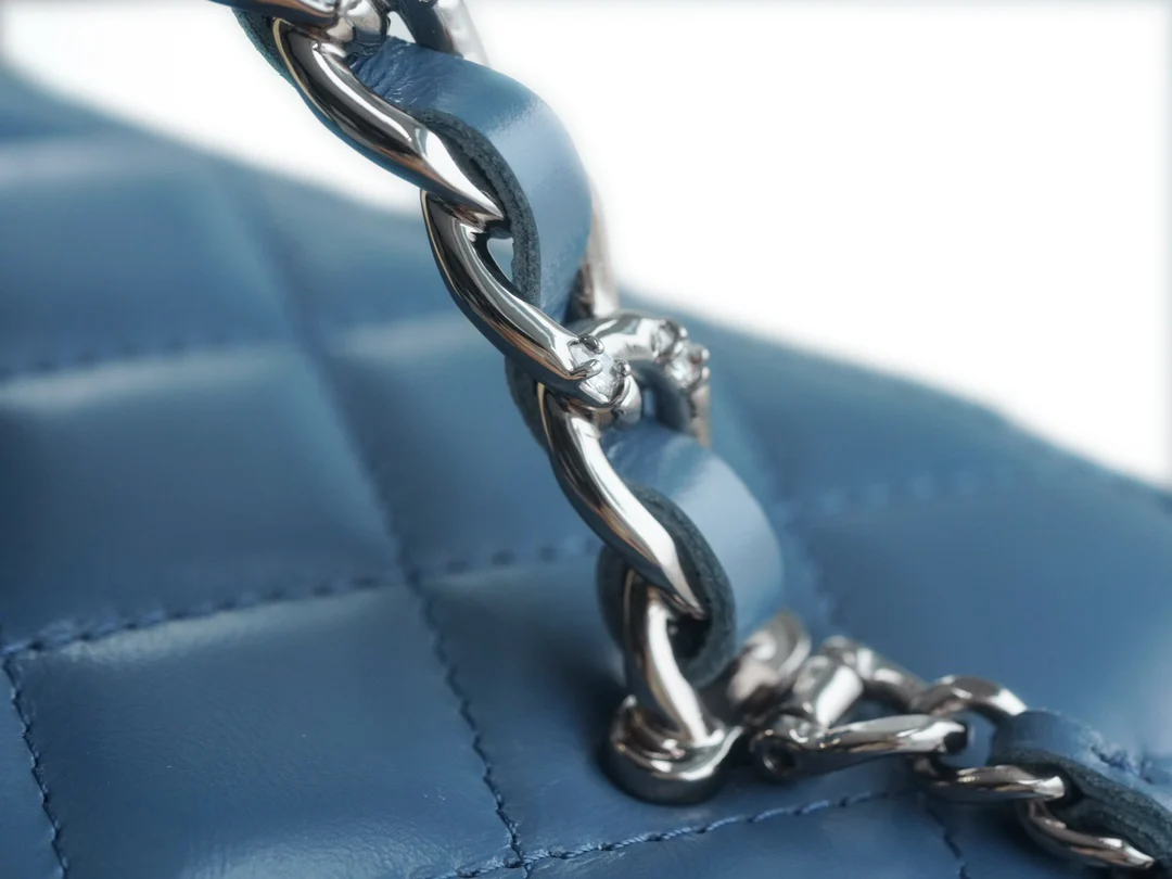 Chanel - Маленькая сумка Double C - Длинная сумка-коробочка с ручками - Пыльно-голубой