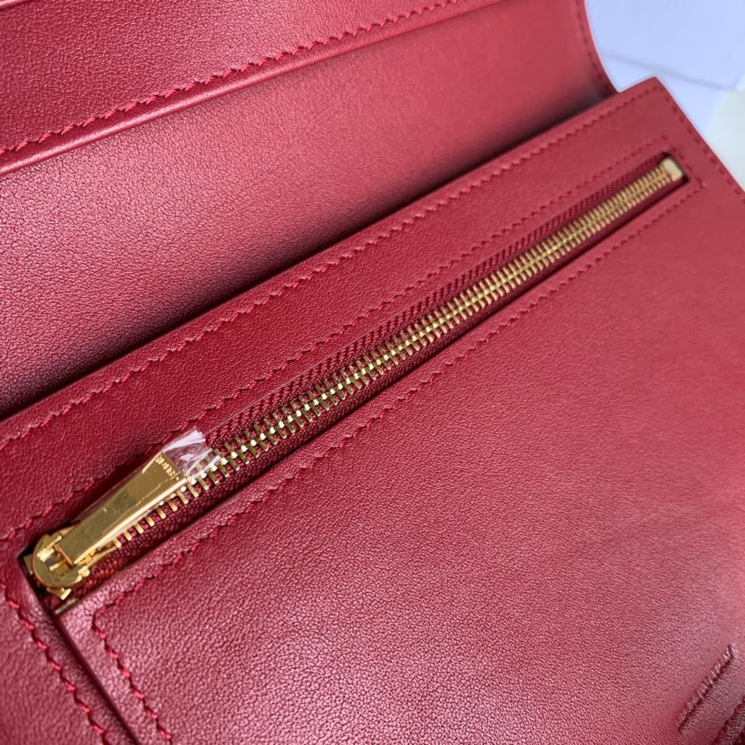 Длинный кошелек Celine - Кошелек с ремешком из крупнозернистой телячьей кожи - 2 шт.