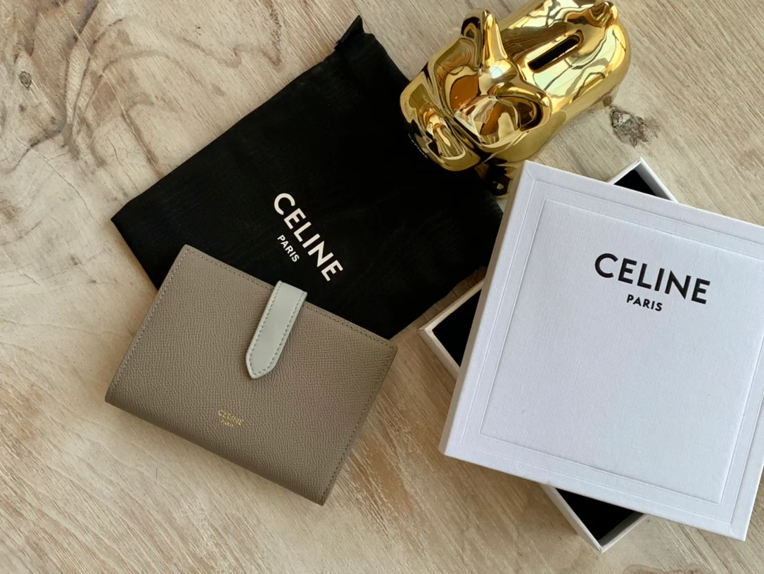 Кошелек Celine Strap из зернистой телячьей кожи - 8