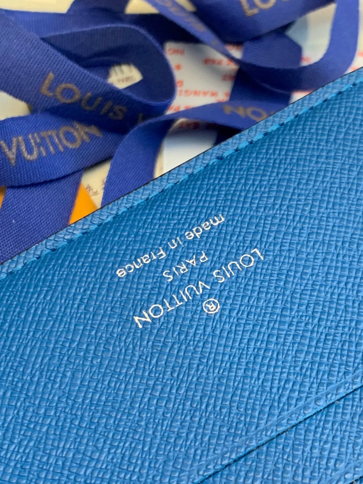 LV-m30995 — Усовершенствованный многофункциональный кошелек