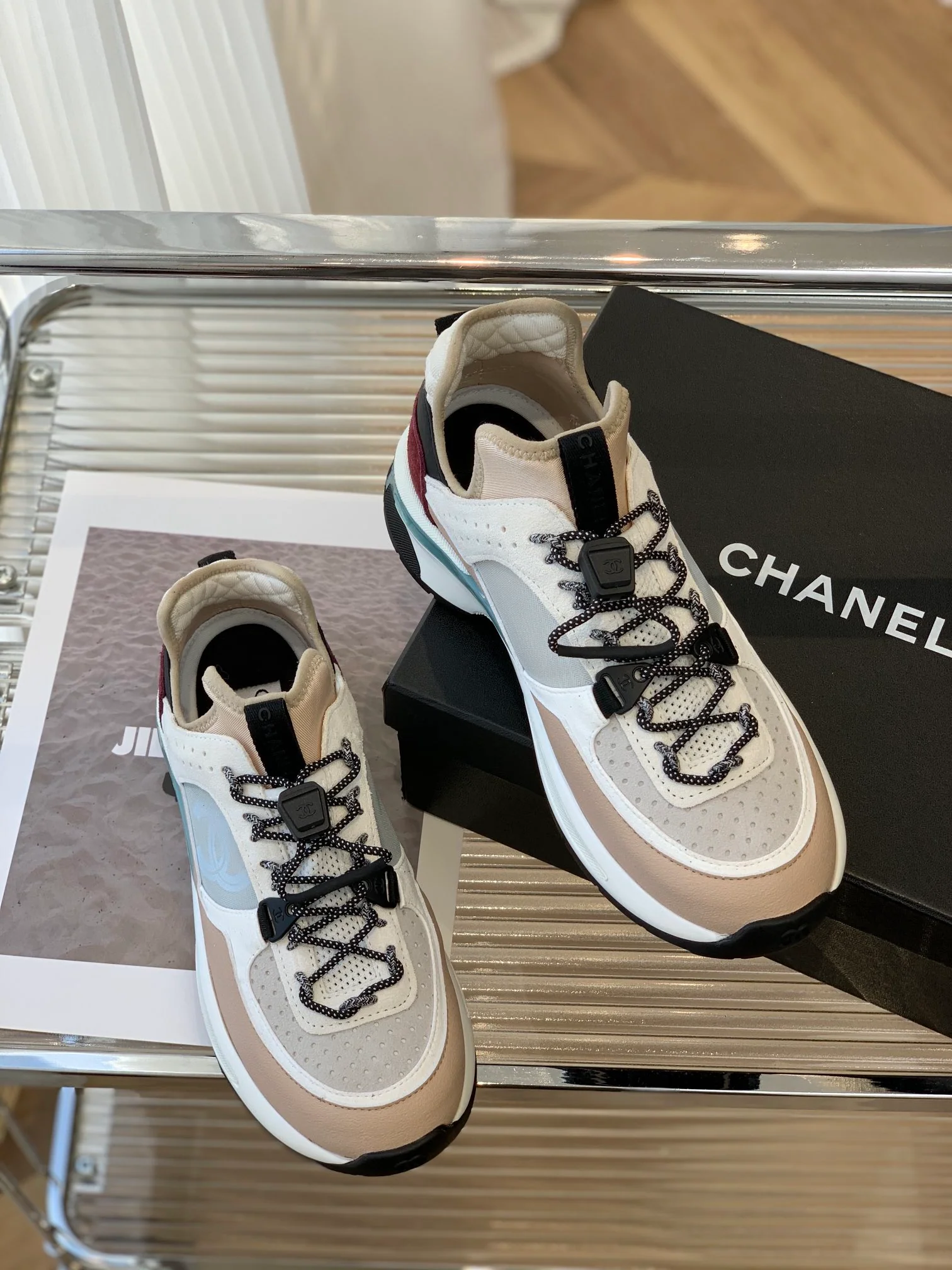 Chanel - Повседневные кроссовки - Серые/Розовые