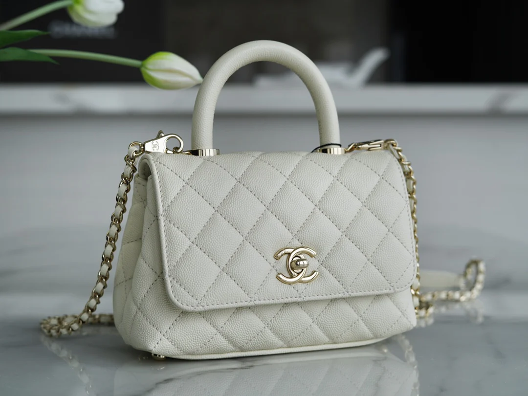 Chanel 2021 Coco Handle Grain Leather - White - Mini