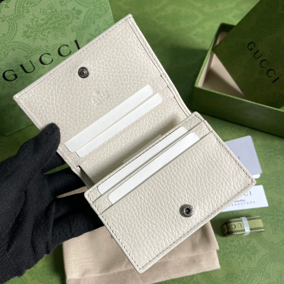 Gucci GG Marmont系列卡包