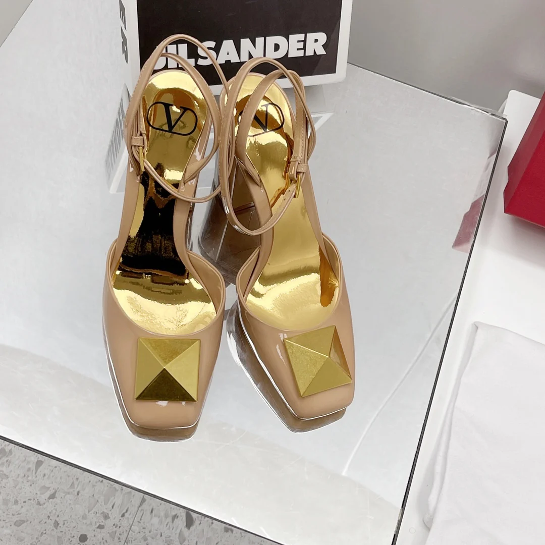 Valentino - Абрикосовые туфли на высоком каблуке - Туфли на массивном каблуке