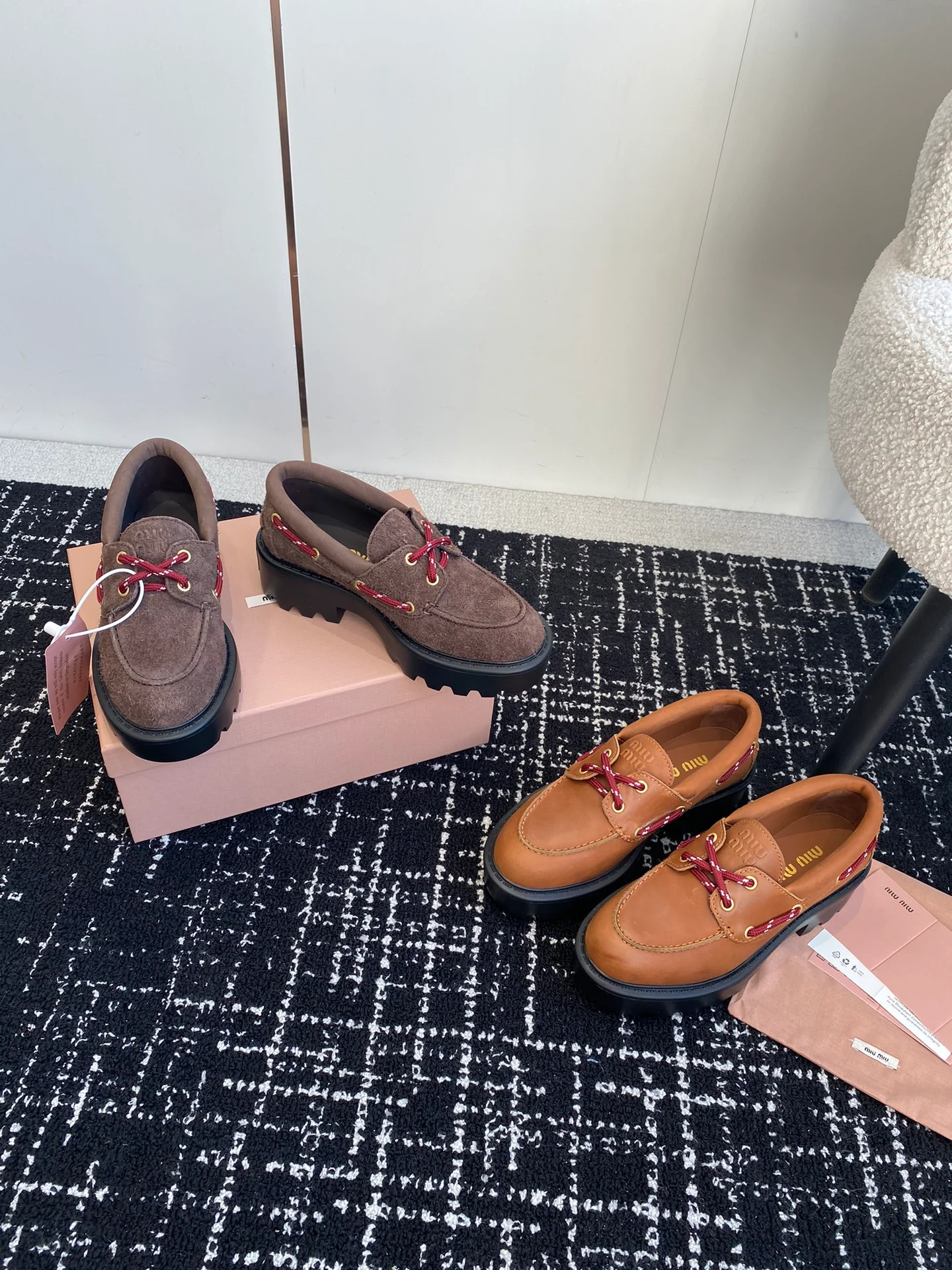 Лоферы на платформе Miu Miu 2024 — изображение из коллекции