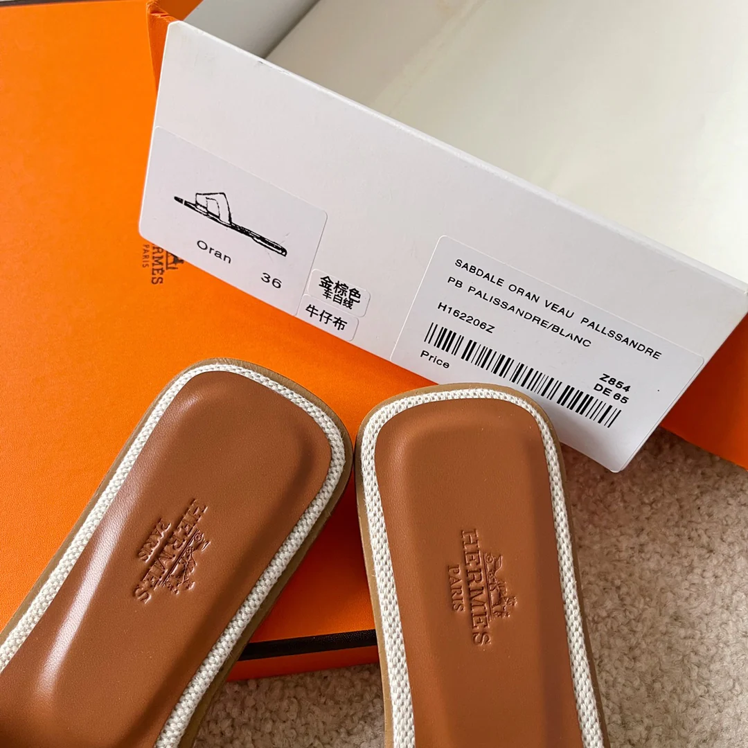 Новинка ранней весны от Hermes - Коричневые тапочки