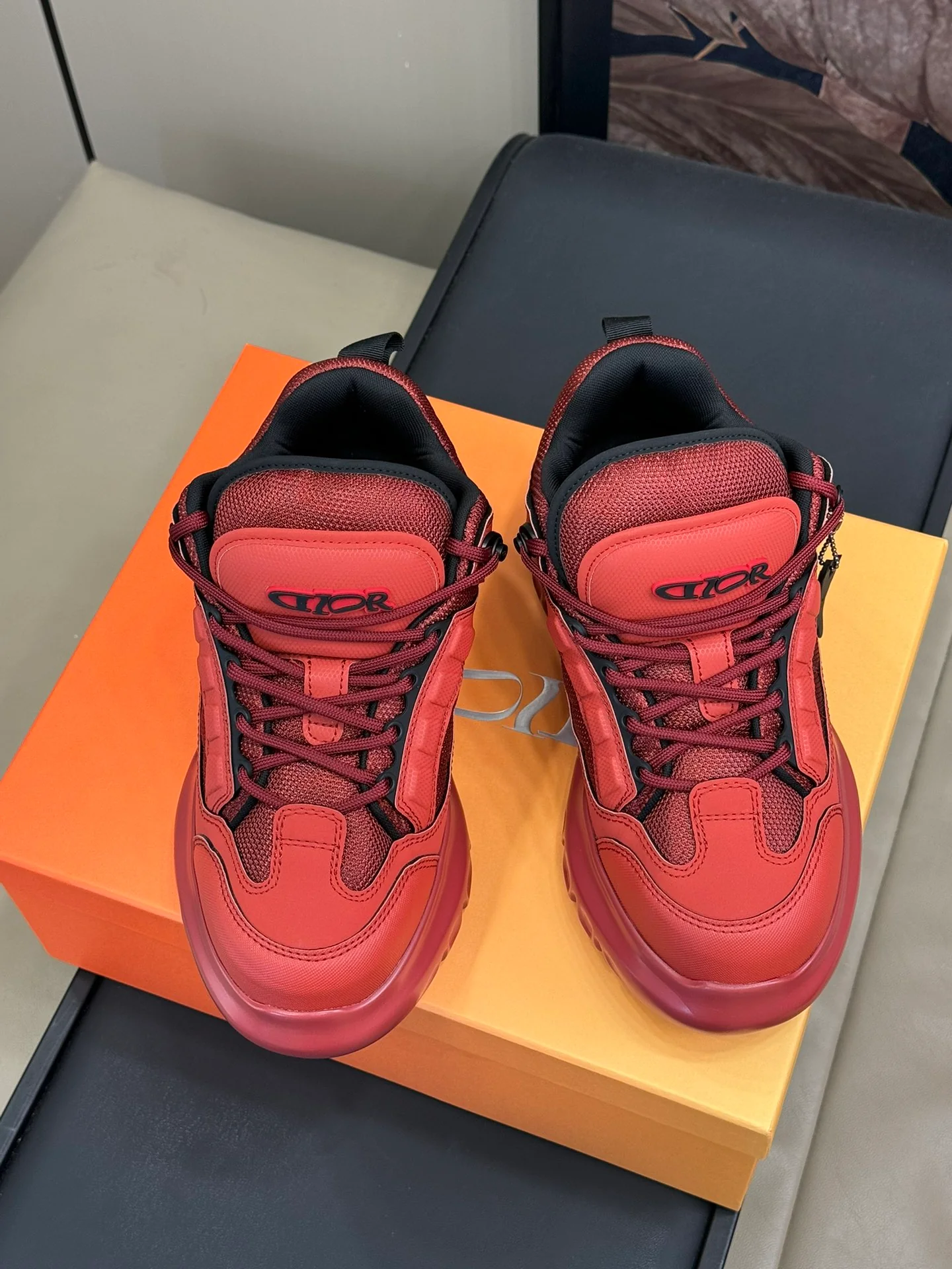 Кроссовки Dior 2024 - красные