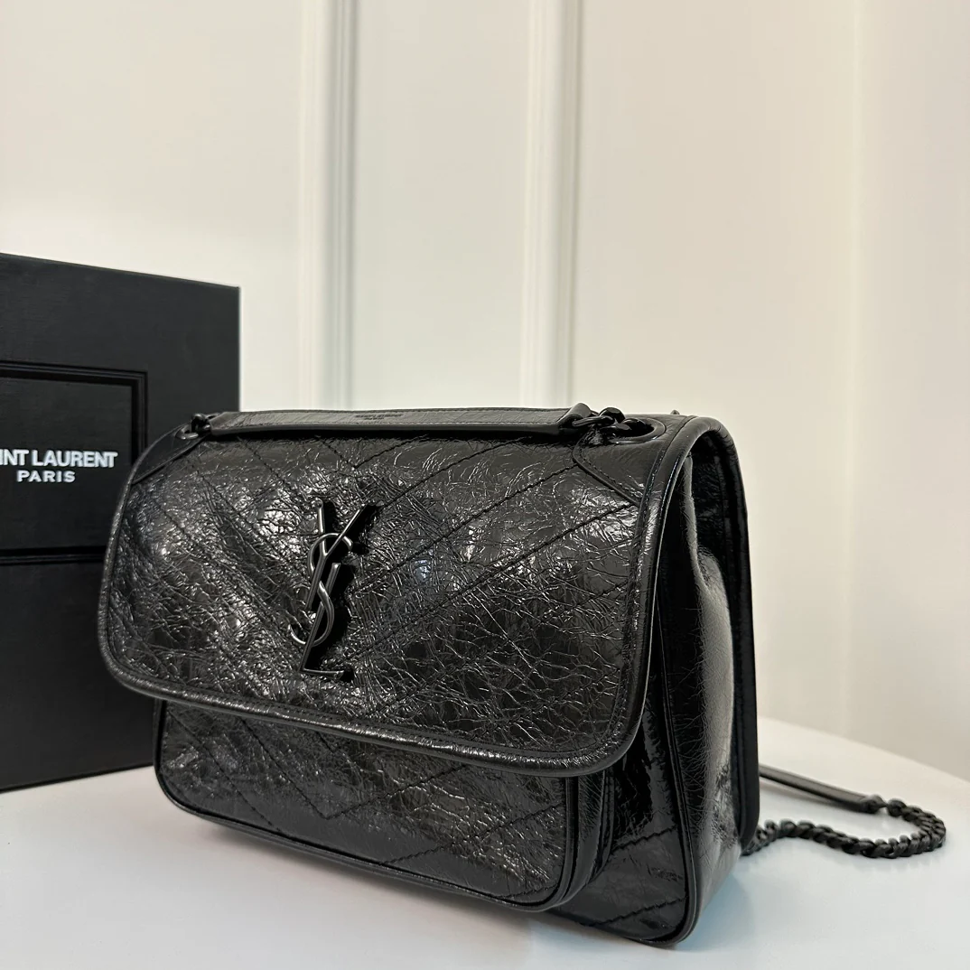 Кожаная цепочка YSL Niki Baby 28 см, черная