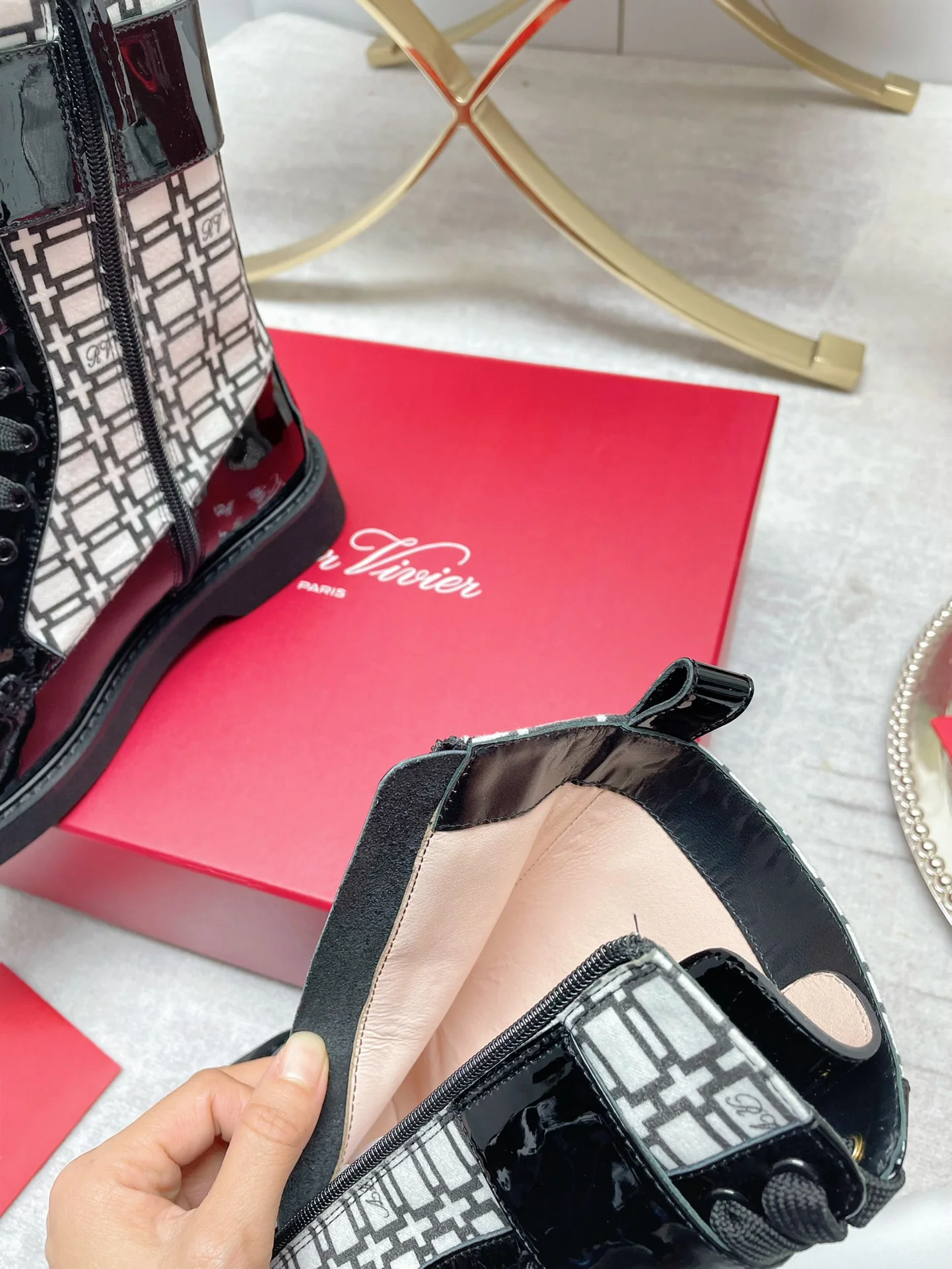 Обувь RV - Новинки весны/лета 2022 - Ботинки до середины икры - Белый клетчатый узор