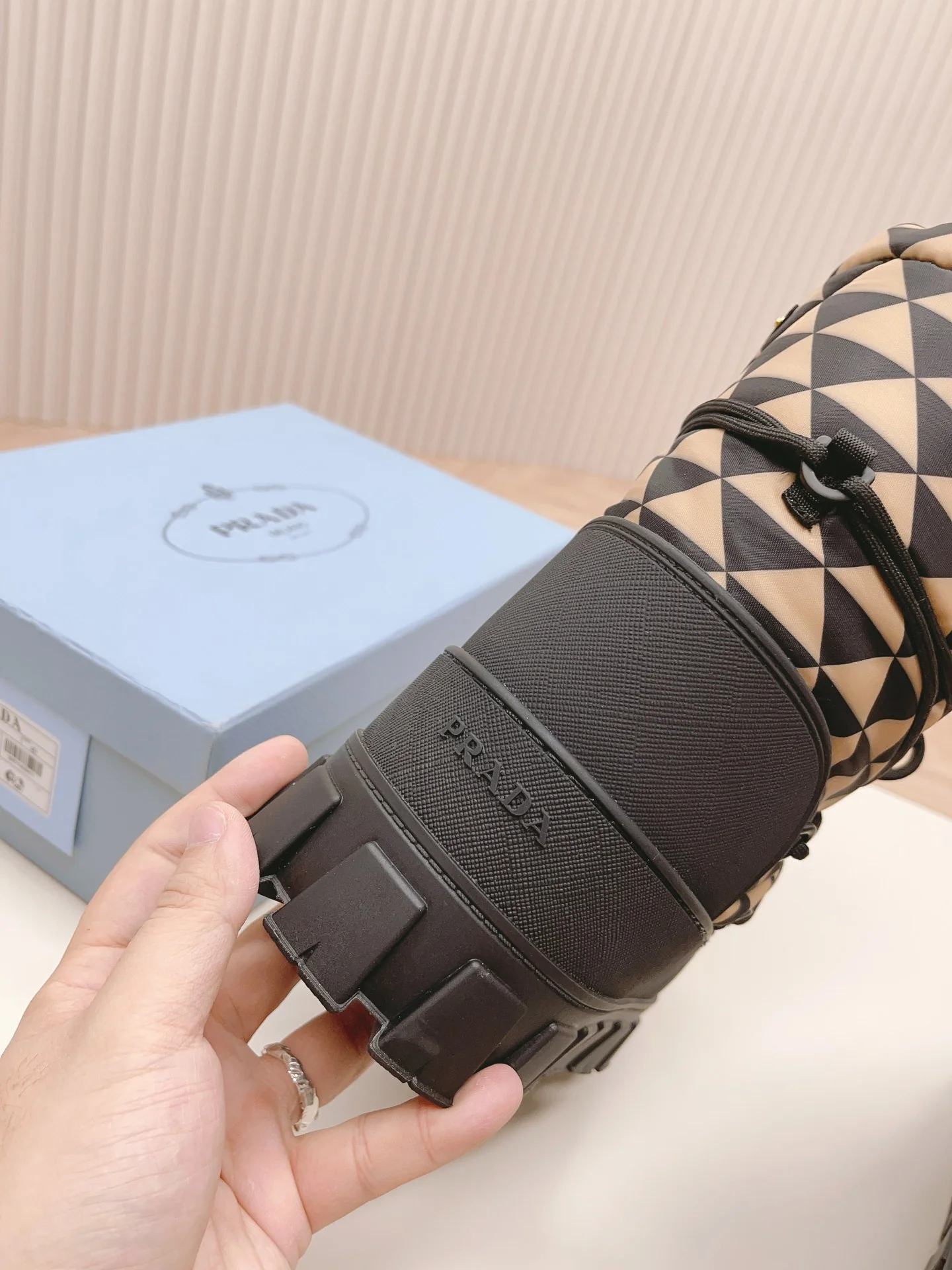 Prada 2024 Space Snow Boots - изображение из коллекции