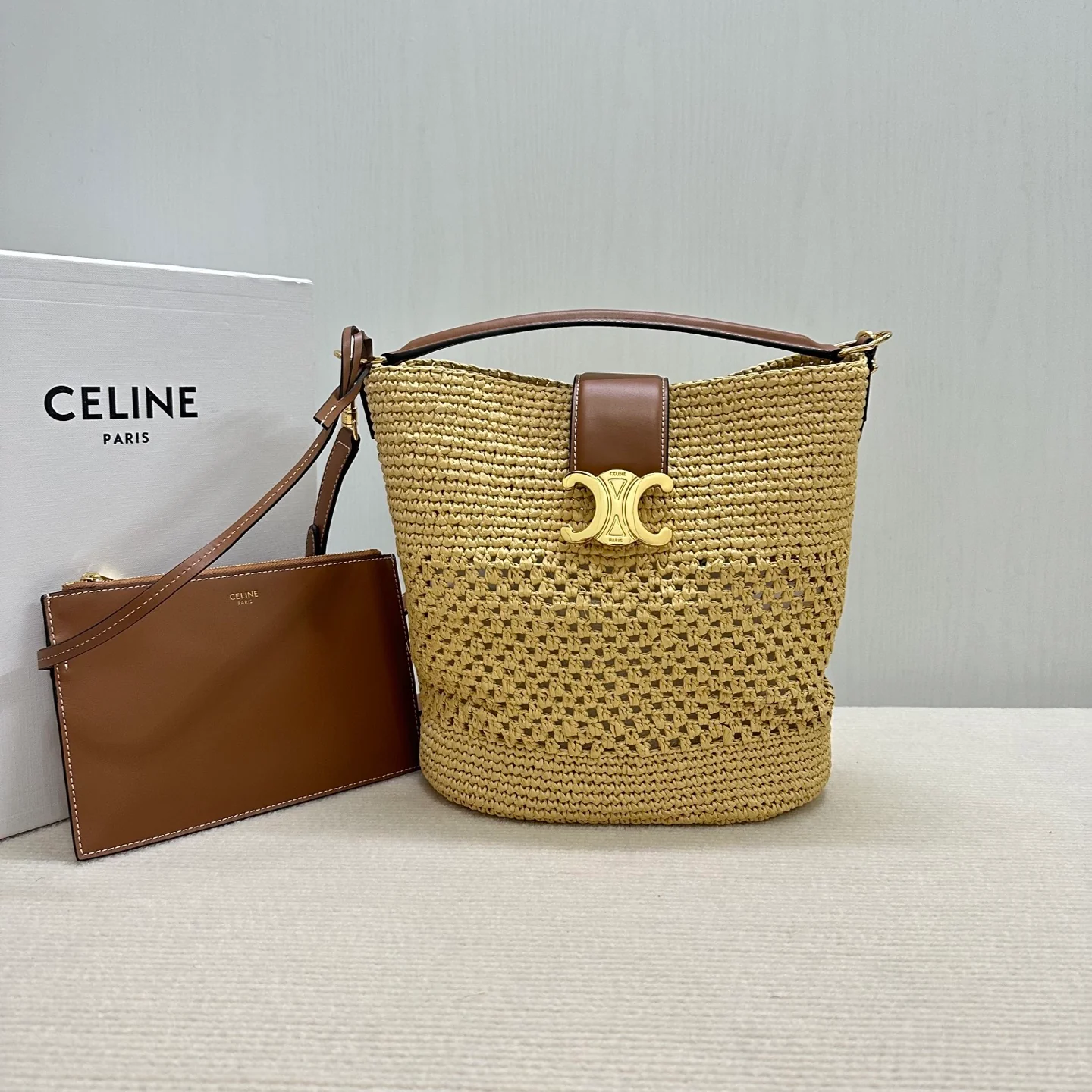 Соломенная сумка-ведро Celine Louise - большой размер