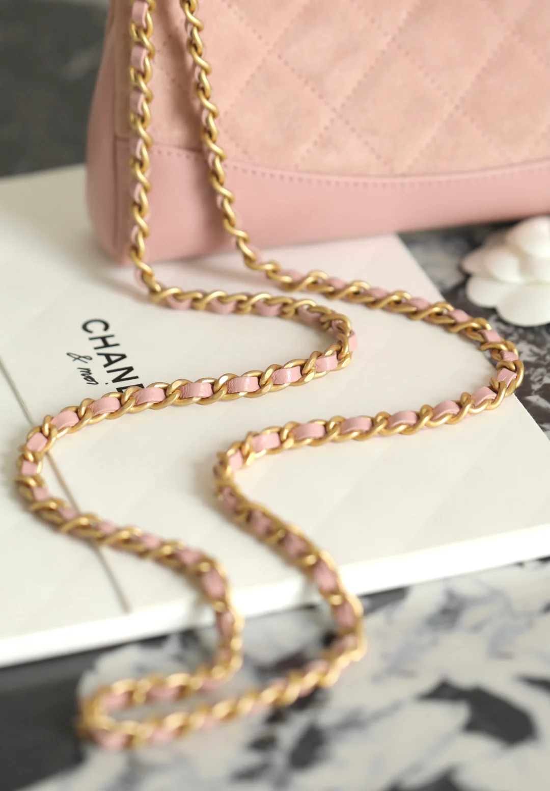 Сумка Chanel 25p nano 31, замша, розовая.