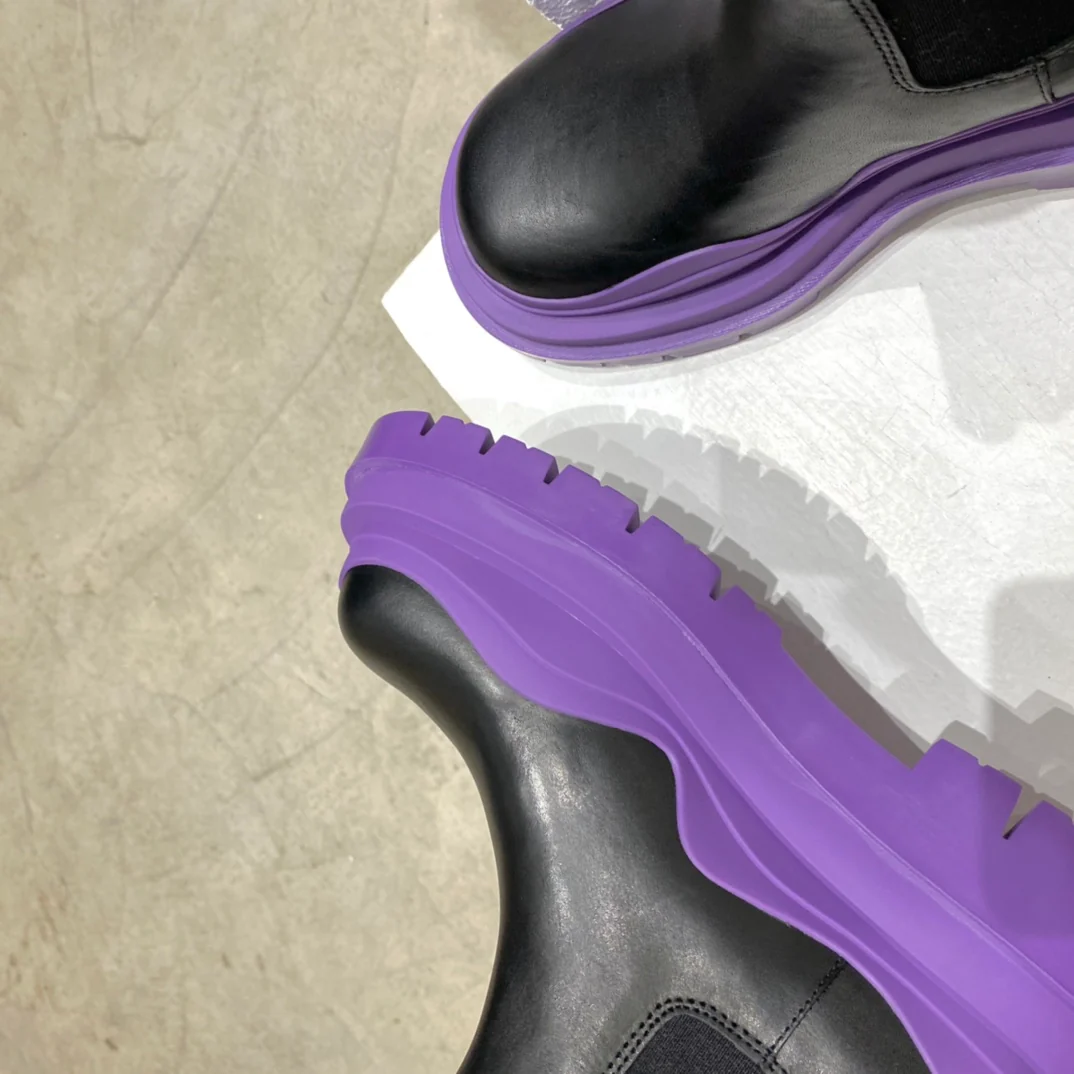 BV-22ss - Британские ретро-сапоги до середины икры - Унисекс - Черные с фиолетовой подошвой