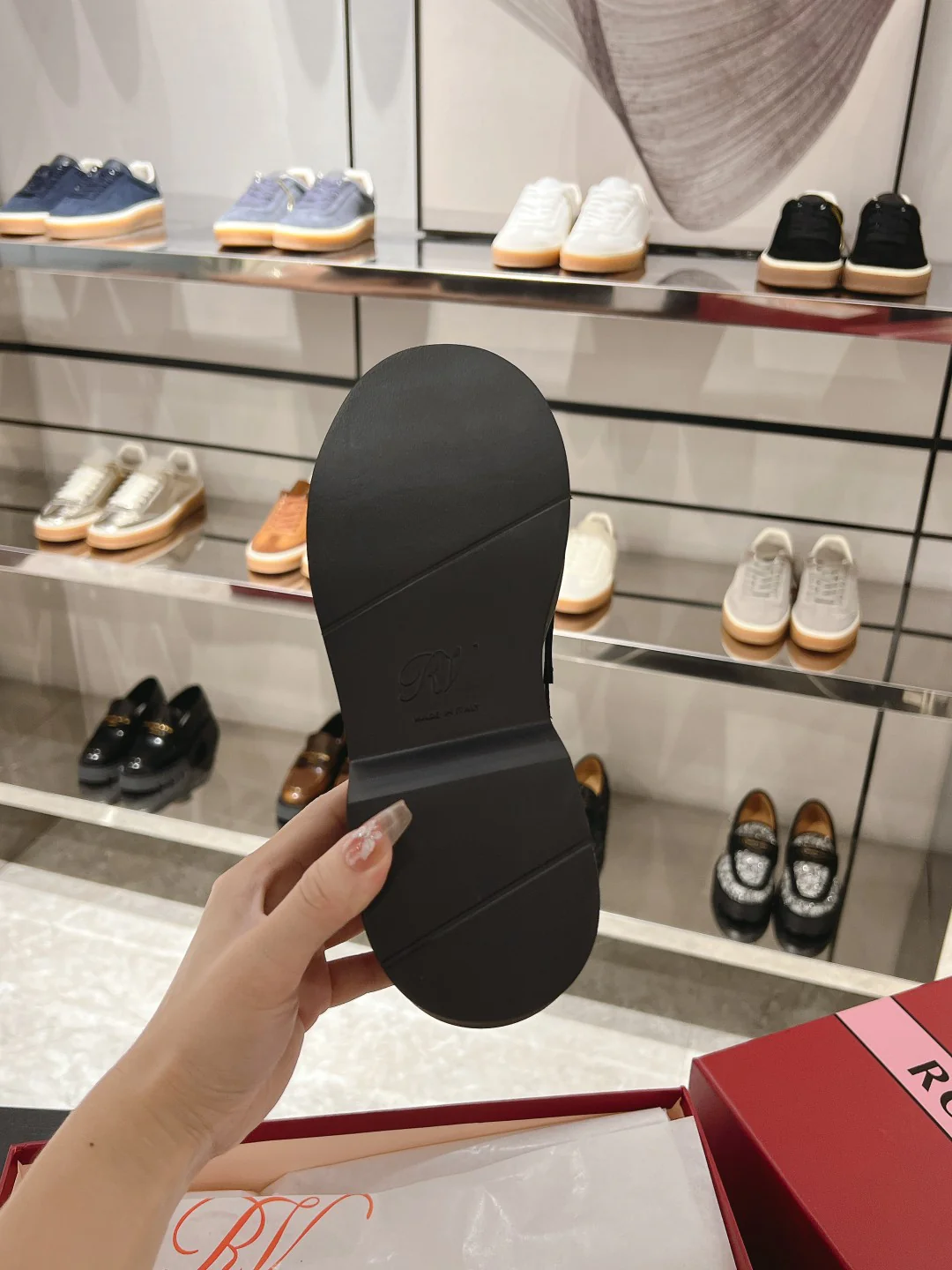 Кожаные лоферы RV-2024 - черные