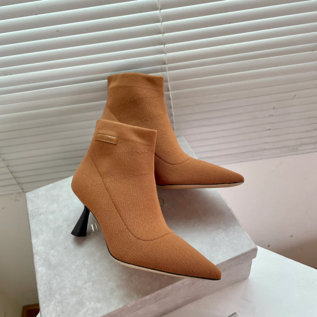 Ботильоны на низком каблуке Jimmy - 2 шт.