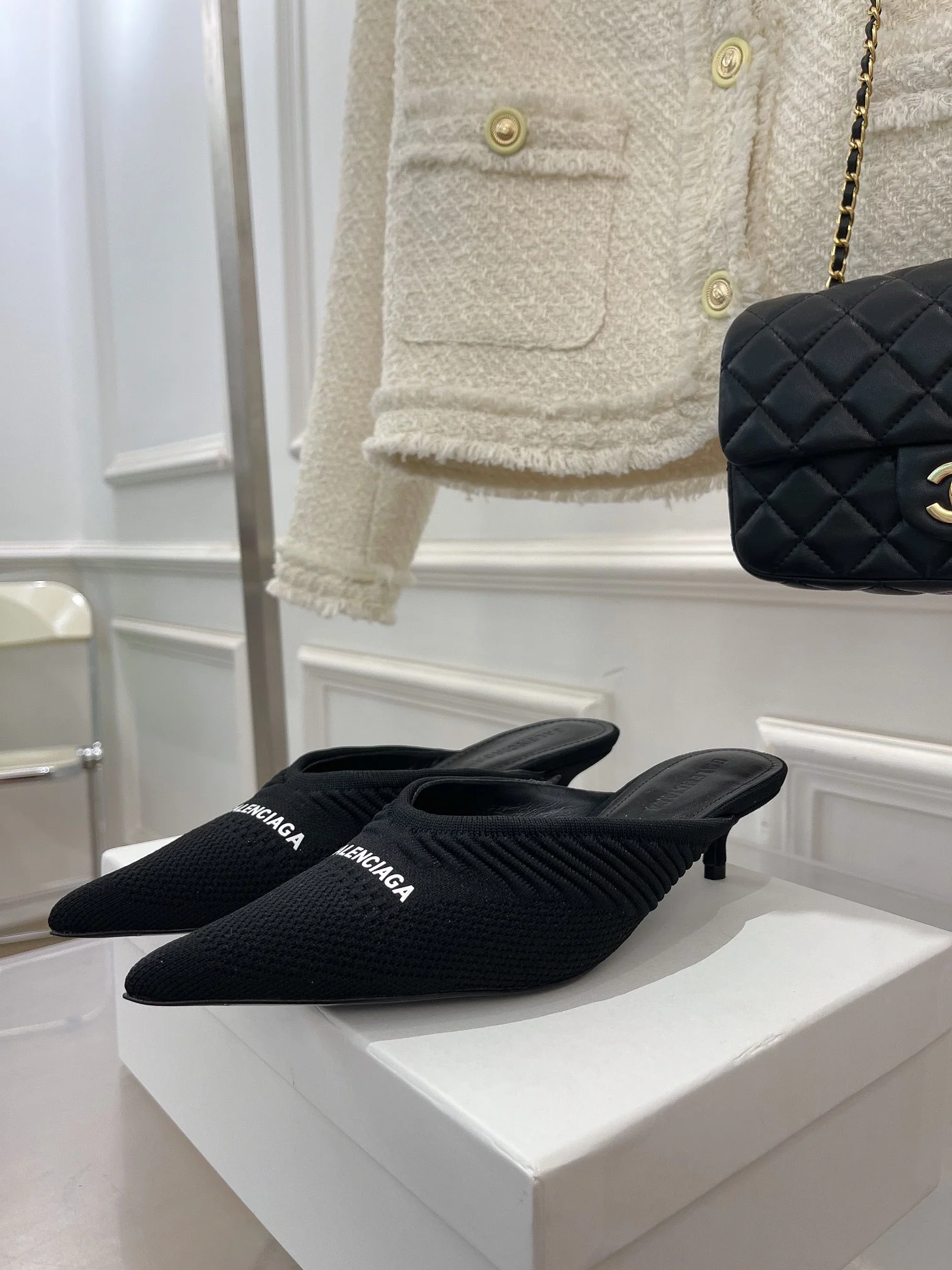 Balenciaga - Трикотажная ткань - Сандалии на низком каблуке - Черные