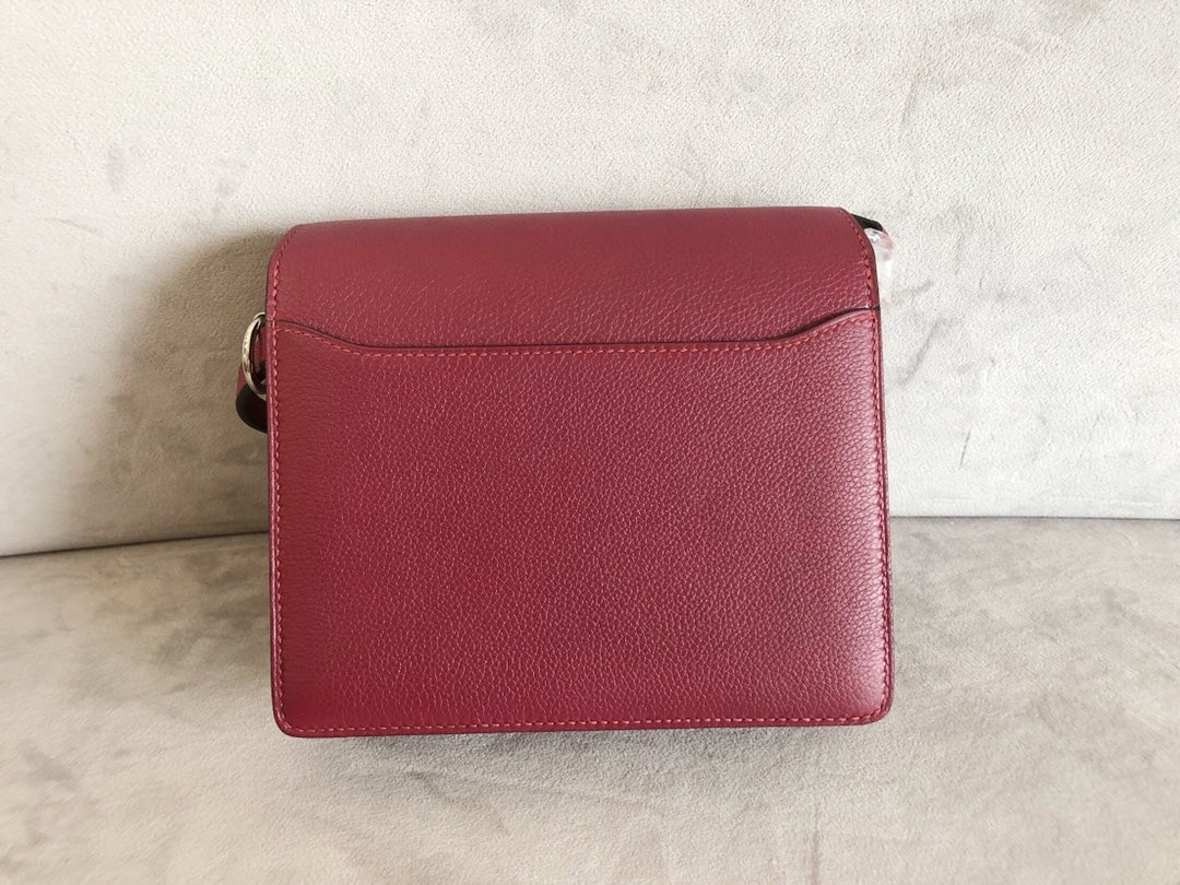 Hermes Roulis 19 Гранатовый красный серебряная пряжка