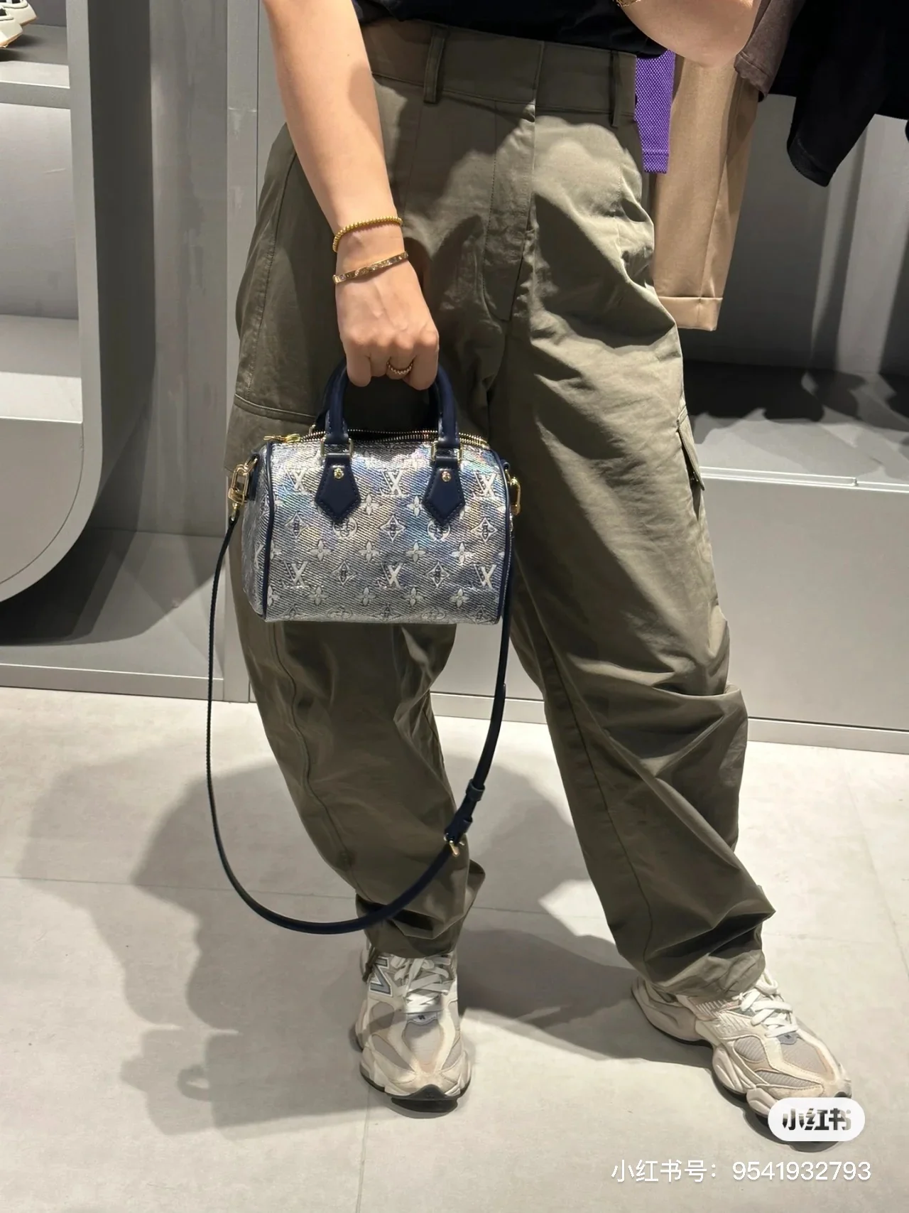 сумка m23069-LV-speedy-bandouliere-20