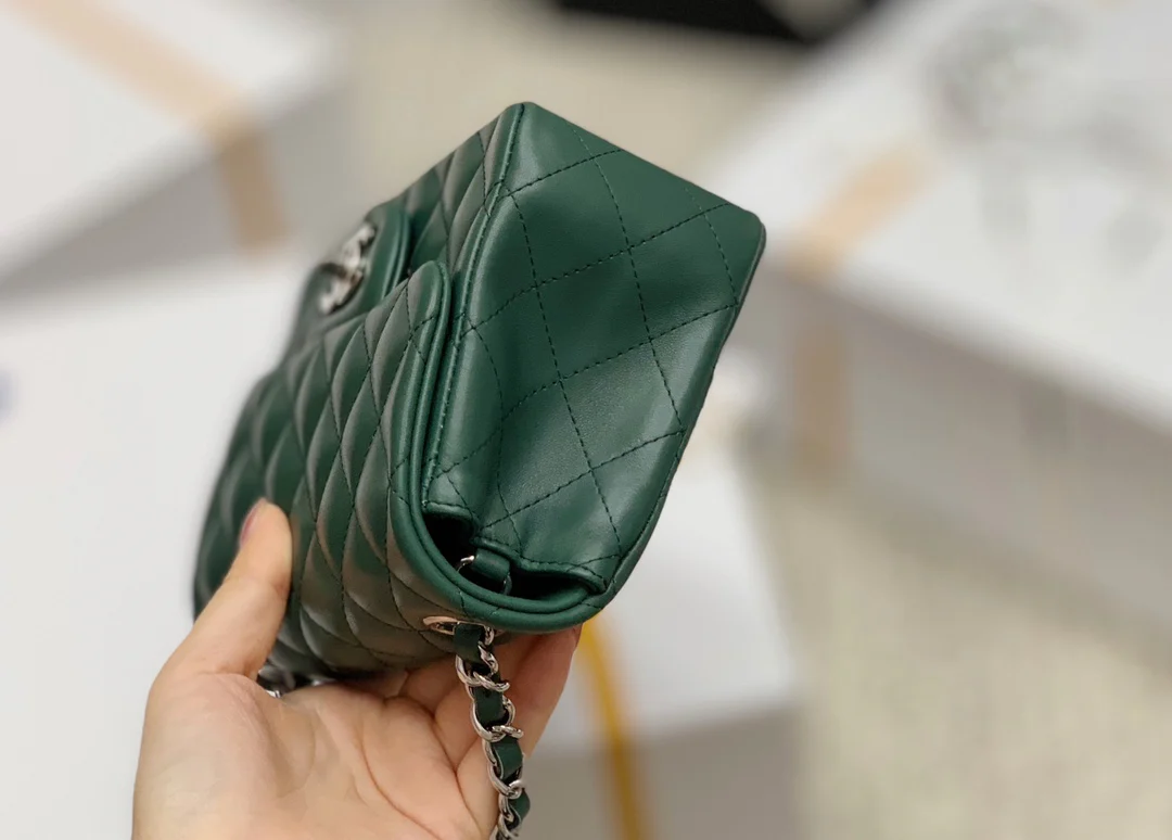 Chanel - Квадратный толстяк - Зеленая с серебряной пряжкой - 17 см