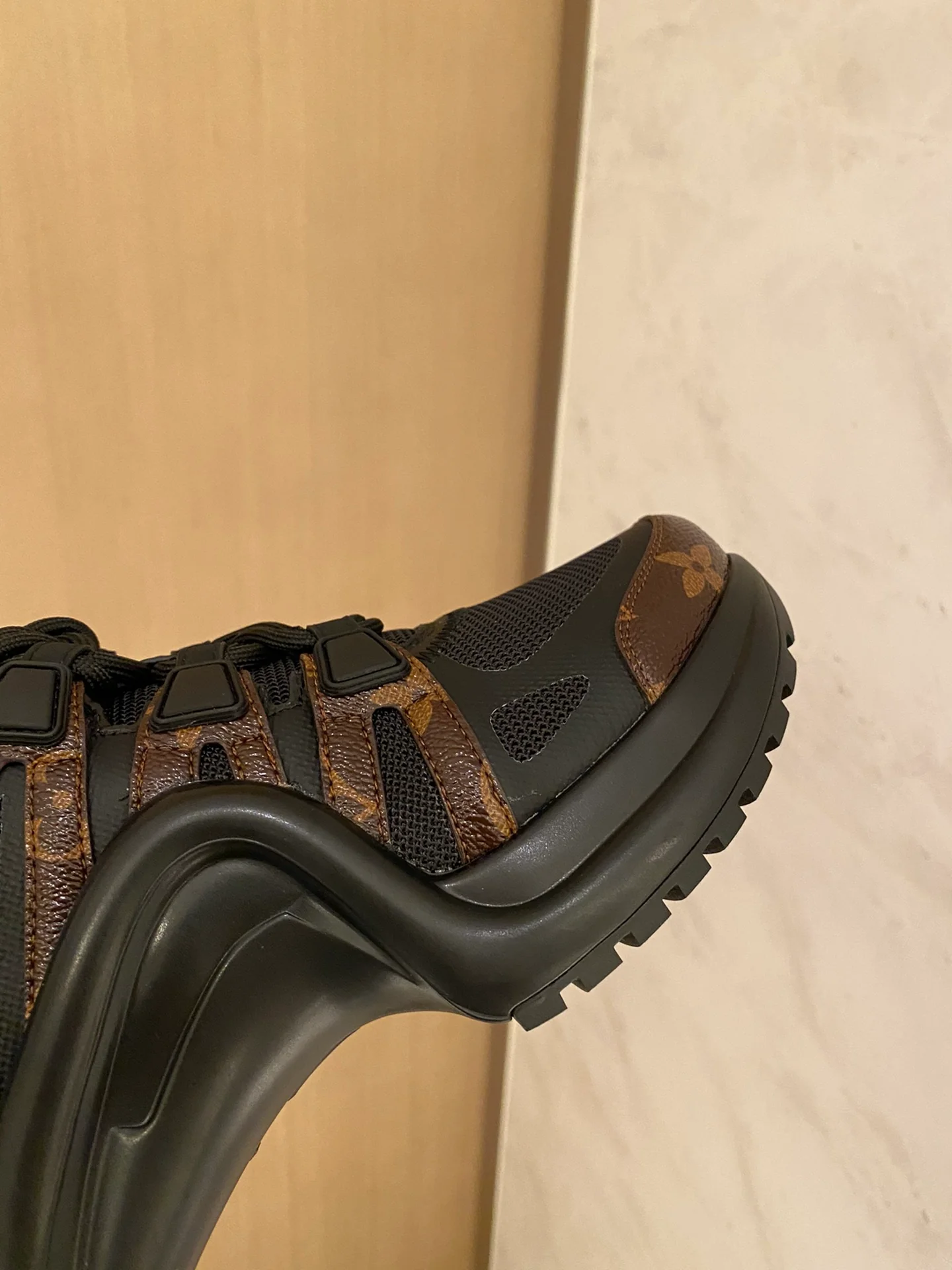 Обувь LV - LV - массивные кроссовки - 11