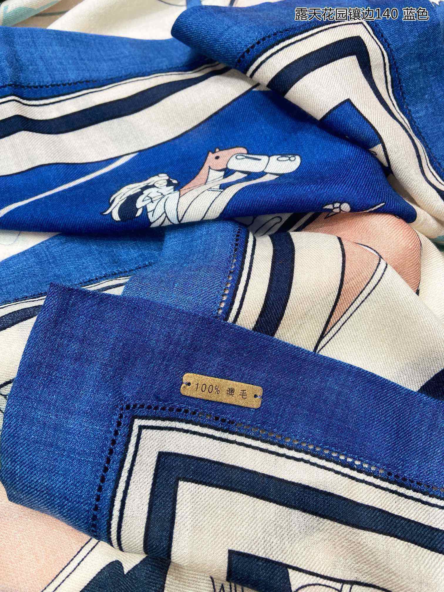 Hermes - Большой шарф с дизайном ?Мечтательный город?