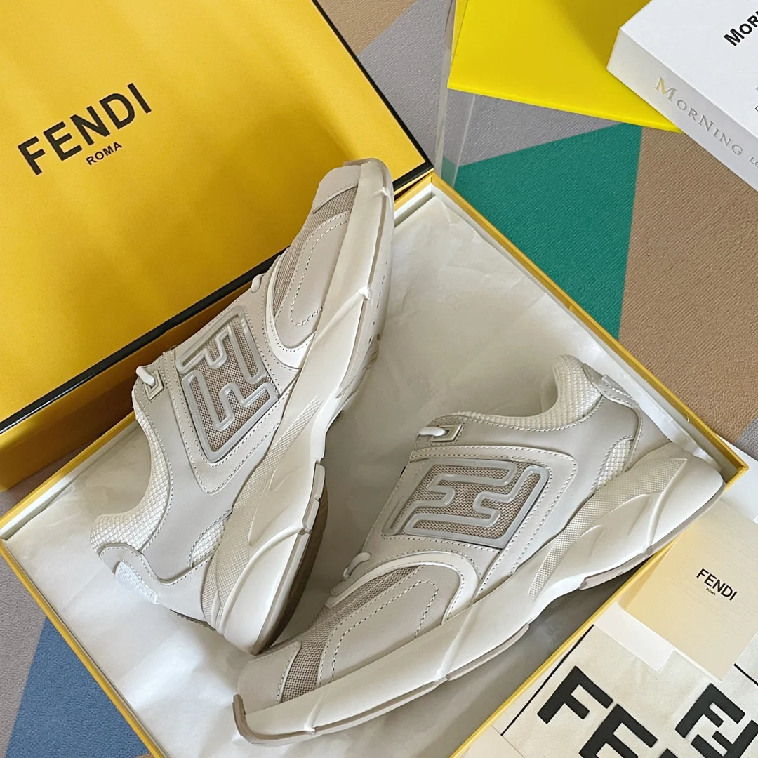 Кроссовки Fendi — парные — Off White